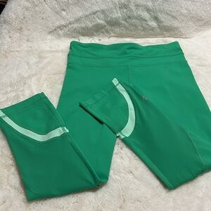 Lululemon Cropped Legging